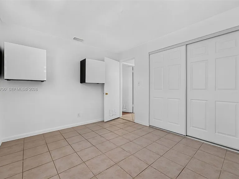 5921 NE 1st Ave — Photo 21