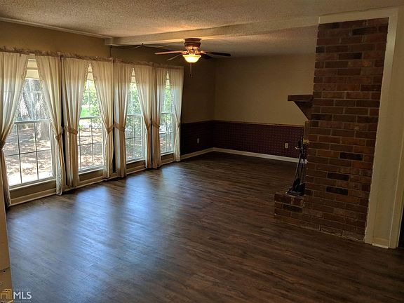 2nd image of 612 Mimosa Ct #19