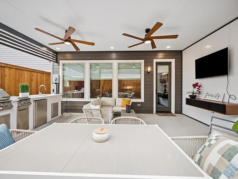 10974 Hewitt Cliff Ln — Photo 20