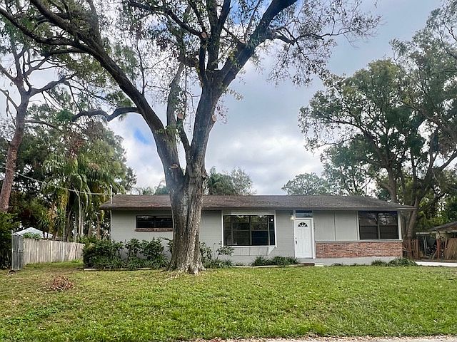 1st image of 10821 Forest Hills Dr