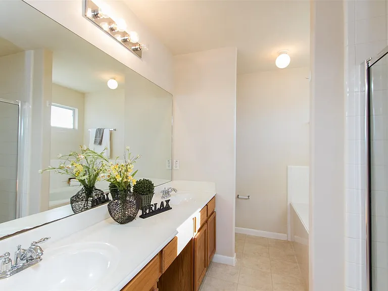 14202 Ballfour Park Ln — Photo 9