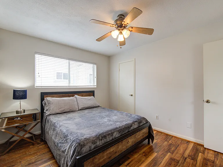 1522 S Kirkwood Rd — Photo 52