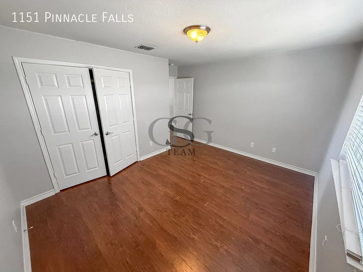 Rental in the Villas! — Photo 4