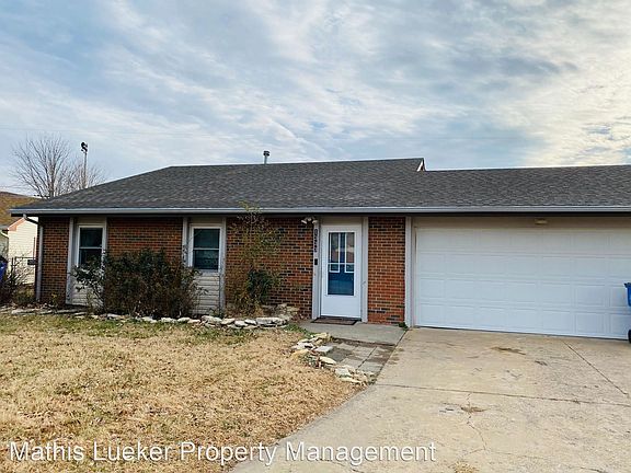 2nd image of 1333 Parkside Dr