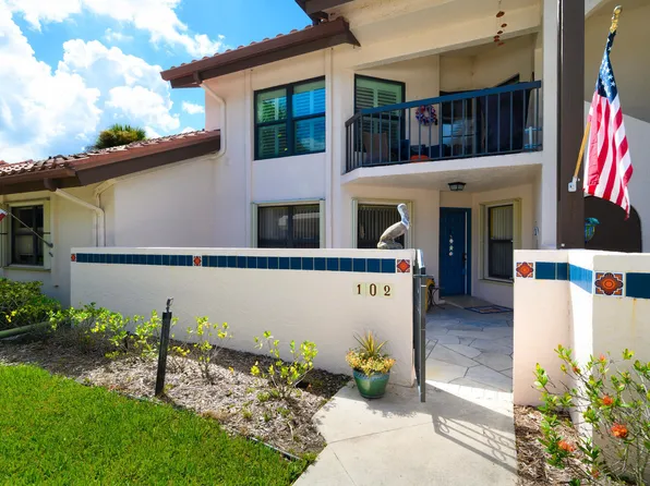 6030 SE Martinique Drive #102, Stuart, FL 34997
