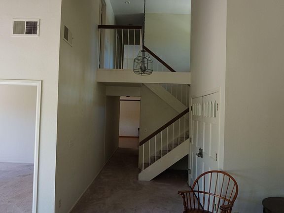2nd image of 1623 Valecroft Ave