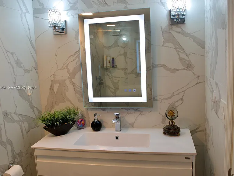 3725 S Ocean Dr #423 — Photo 9