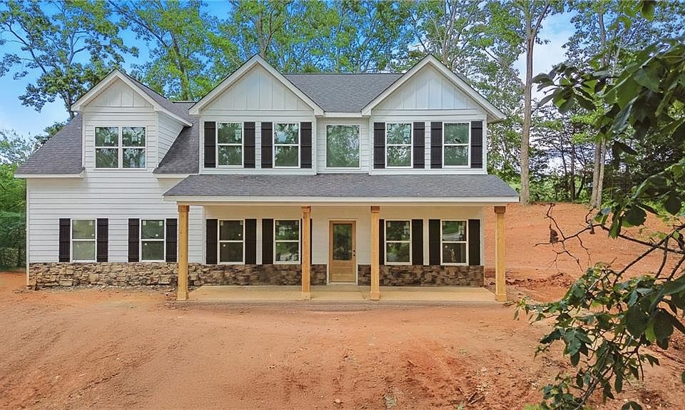 1st image of 176 Heartland Meadows Dr