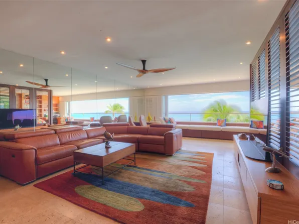 2895 Kalakaua Ave APT 502, Honolulu, HI 96815
