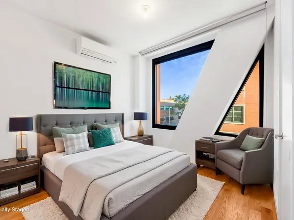 123 Melrose Street image 3 of 21