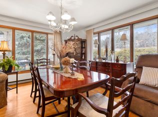 1544 W Main St, Lake Geneva, WI 53147