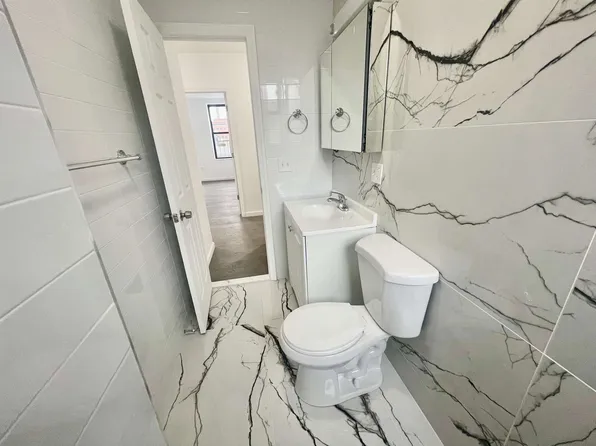 35 Rock Street image 24 of 30