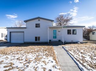 567 Shoshone St, Powell, WY 82435