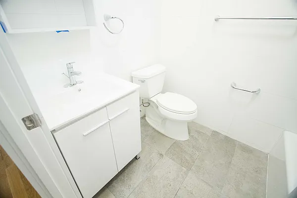 Rented by Nooklyn NYC LLC | media 14