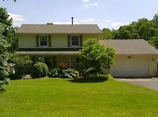 2920 Baughman Rd, Clinton, OH 44216