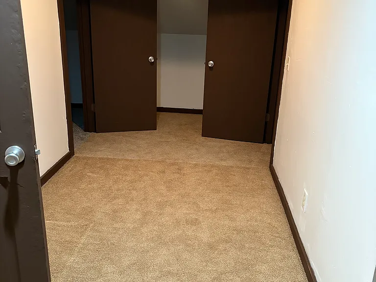 634 Pleasant St SE #2 — Photo 3