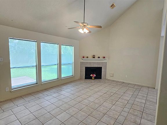 3rd image of 21435 Park Mill Ln
