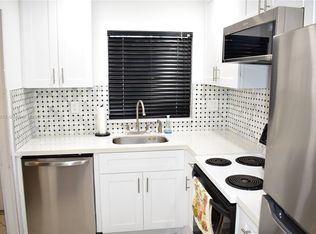 9420 Sunrise Lakes Blvd APT 112, Sunrise, FL 33322