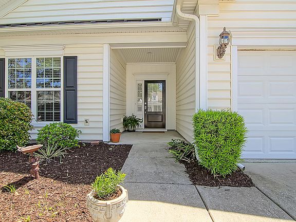 4th image of 347 Oyster Bay Dr