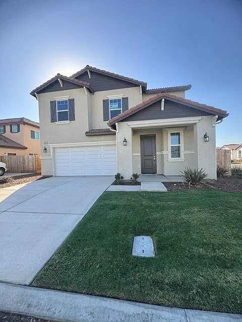 1067 Ruby Ln