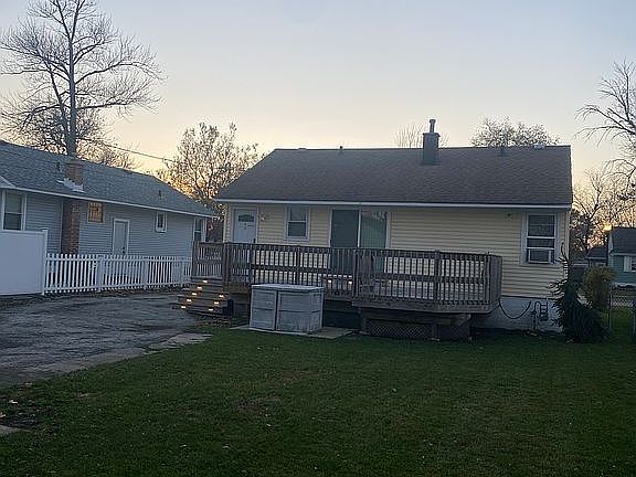 3rd image of 6645 California Ave