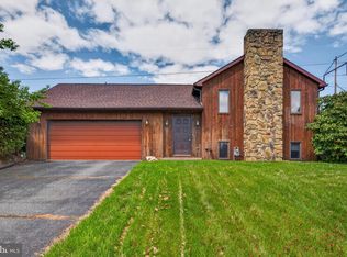 342 Larkin Dr, Red Lion, PA 17356