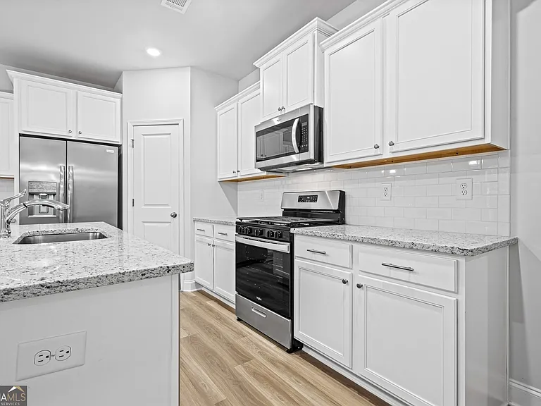 1593 Gin Blossom Cir — Photo 3