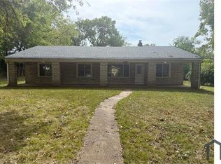8120 Gardner Ln, Saint Louis, MO