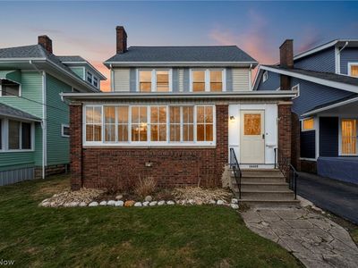 18405 Windward Rd, Cleveland, OH, 44119