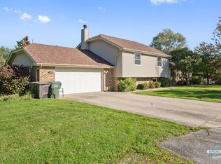 8020 W 128th Pl, Palos Park, IL 60464