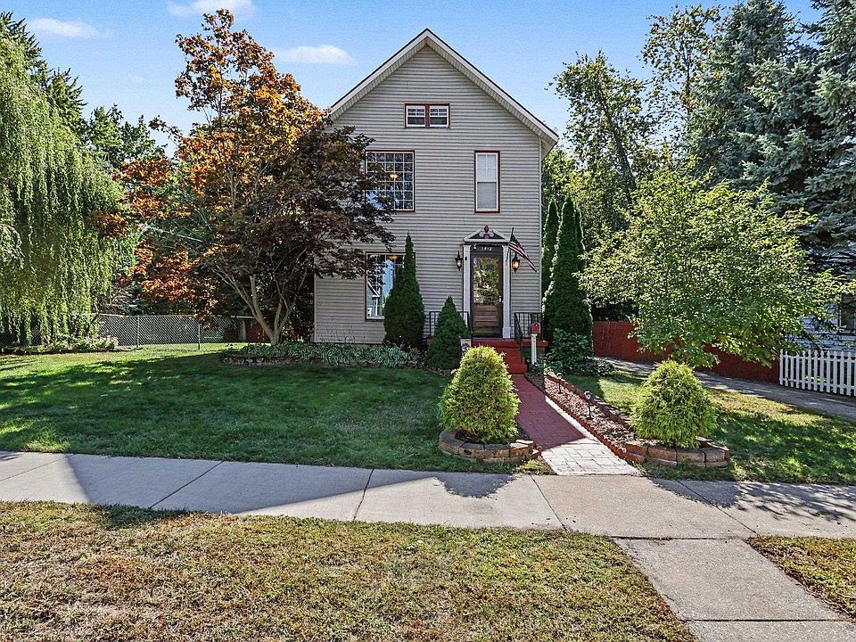 1st image of 1812 9th St