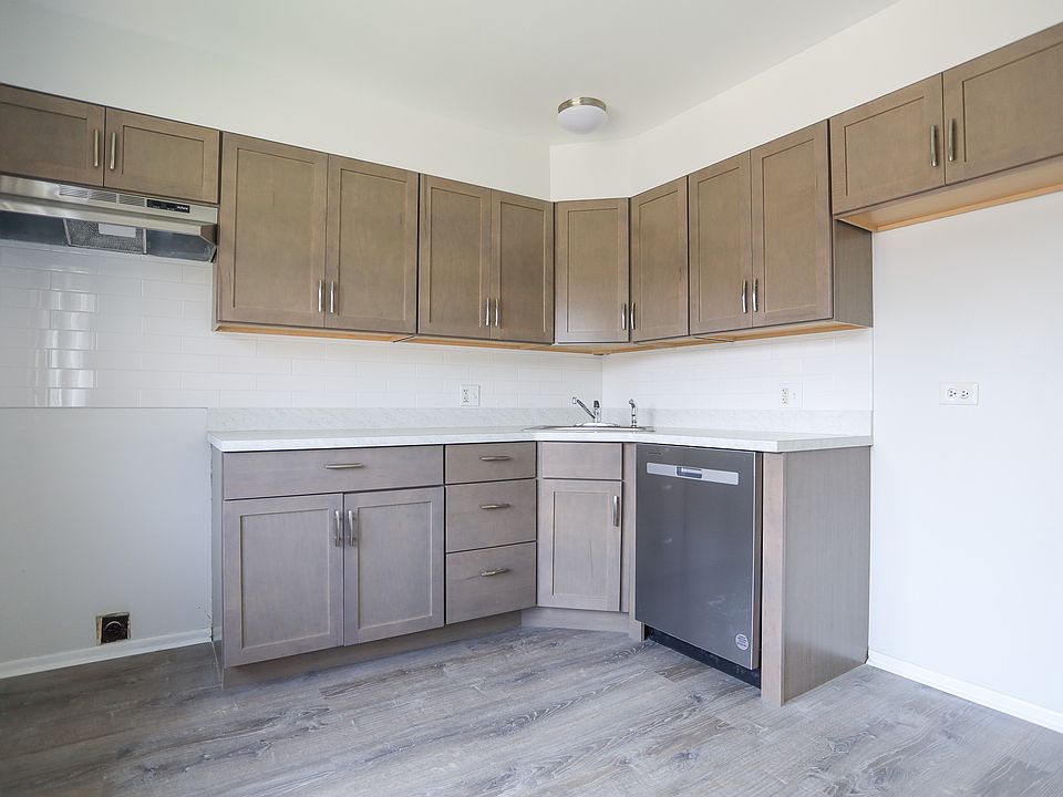 1st image of 2501 24th St APT 4