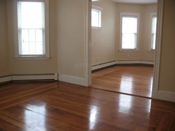 835 Fellsway, Medford, MA 02155