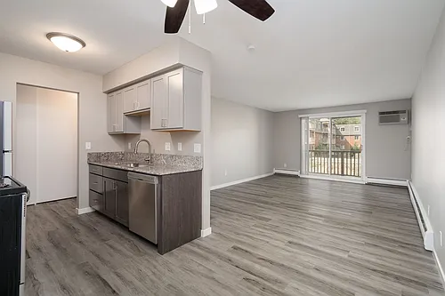 Heatherwood Apartments | MODERNIZED LIVING Photo 1