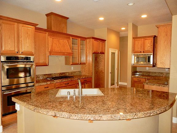 5th image of 3054 Borgata Way