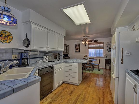 2nd image of 1242 Gehrig Ave