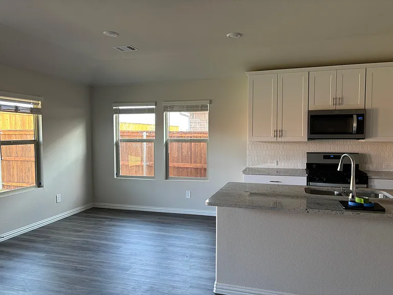 3814 Meredith Dr — Photo 10