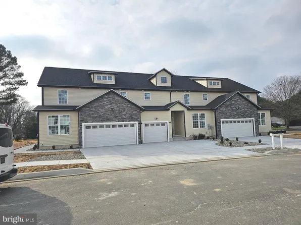 6 Valhalla Ct, Dover, DE 19904