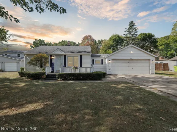 1611 Alma Ave, Waterford, MI 48327