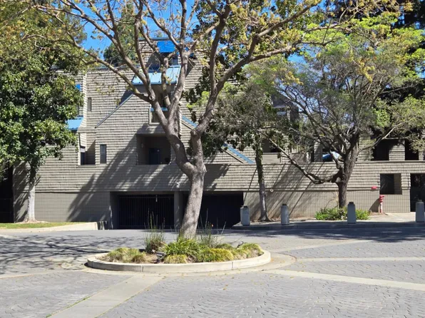 1031 Foxchase Dr, San Jose, CA 95123