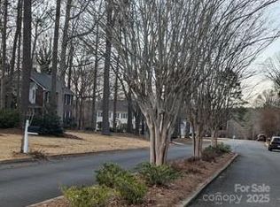 2766 Oakhurst Dr, Rock Hill, SC 29732