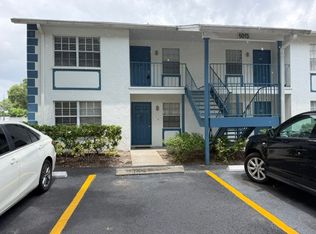 5013 Bordeaux Village Pl Unit 202, Tampa, FL 33617