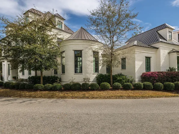 48 Robert Mills Cir, Mount Pleasant, SC 29464