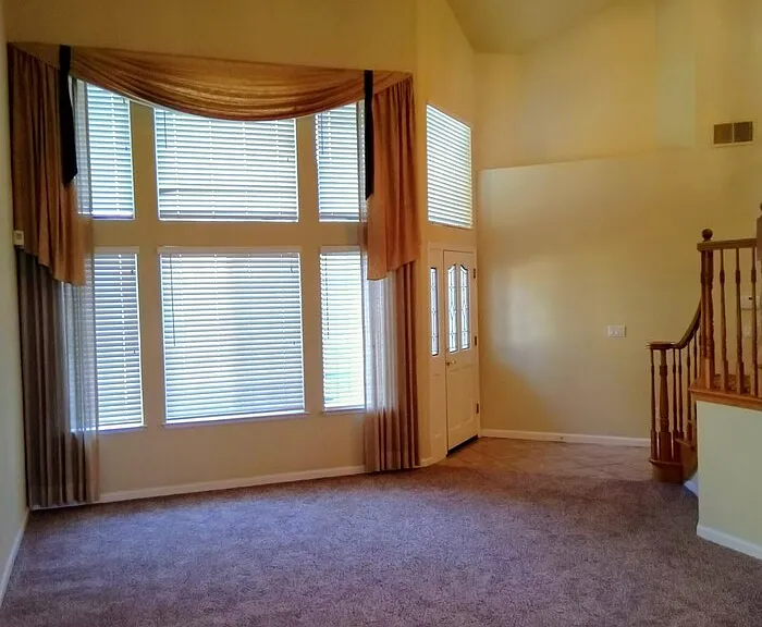 6220 Cameo Dr — Photo 4