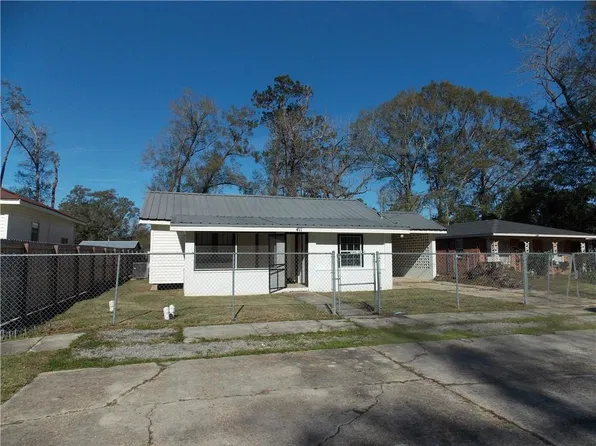 411 E Chestnut St, Amite, LA 70422