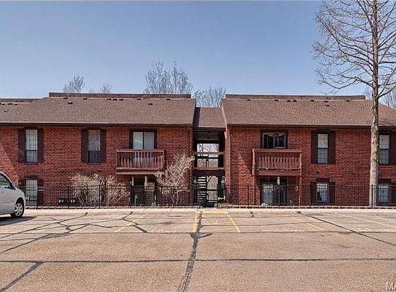 2nd image of 5557 Baronridge Dr APT 8