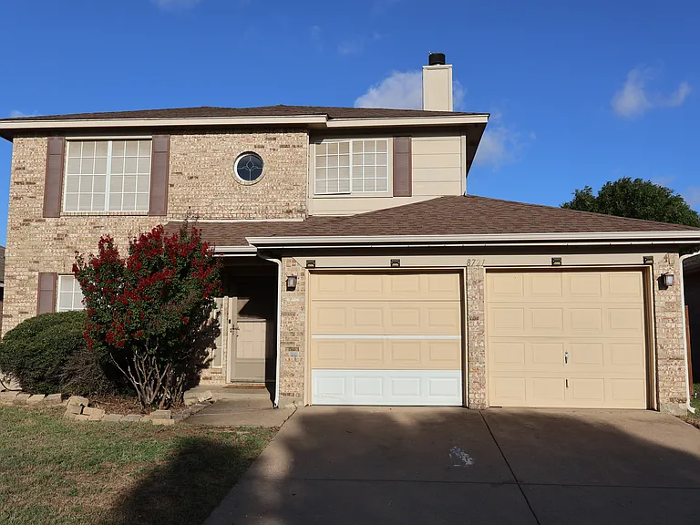 8721 Limestone Dr — Photo 1