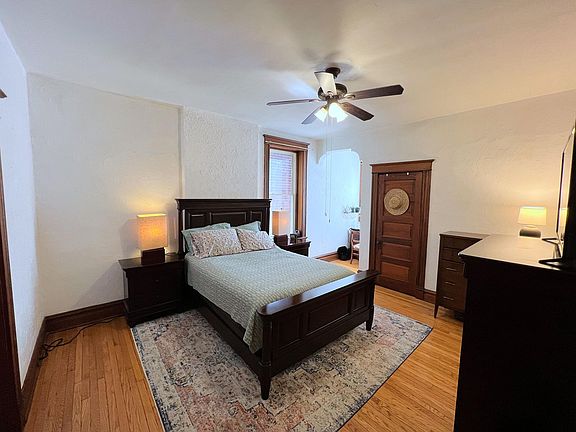 4th image of 3834 Juniata St #2F