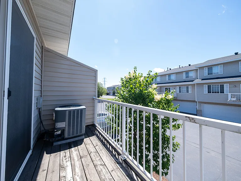 2525 Cobble Hill Ct #D — Photo 9
