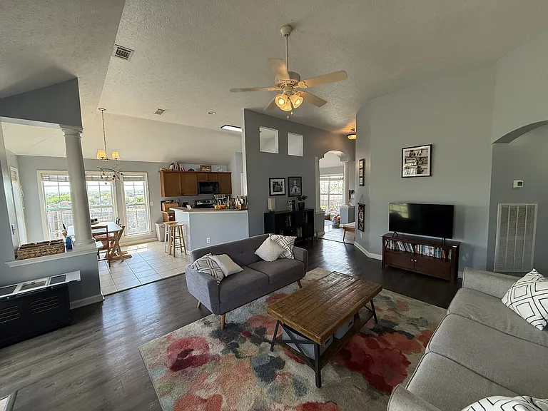 650 Little Farm Rd — Photo 4
